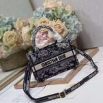 Dior Women Mini Dior Book Tote Strap Blue Toile De Jouy Reverse Embroidery - immagine 3