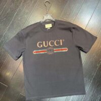 Gucci Men GG Washed T-Shirt Gucci Logo Black Crewneck Oversize Fit (2)