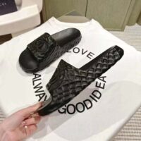 Gucci Unisex GG Interlocking G Slide Sandal Black Textured Rubber (3)
