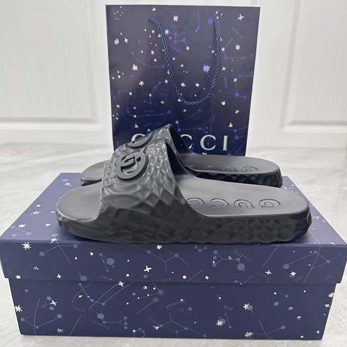 Gucci Unisex GG Interlocking G Slide Sandal Black Textured Rubber - LULUX