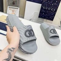 Gucci Unisex GG Interlocking G Slide Sandal Grey Textured Rubber (4)