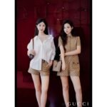 Gucci Unisex Original GG Small Bucket Bag Brown Canvas Leather Hook Closure - Imagen 10