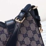 Gucci Unisex Original GG Small Bucket Shoulder Bag Beige Blue Canvas – Bild 10
