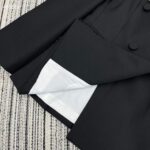 Gucci Women GG Double-Breasted Wool Jacket Slimmer Fitted Sleeves Button Closure – Bild 8