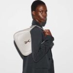 Gucci Women GG Jackie Small Shoulder Bag White Leather Hook Closure - Imagen 11