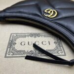 Gucci Women GG Marmont Small Shoulder Bag Matelassé Chevron Leather Black - Bild 8