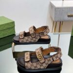 Gucci Women's Double G Sandal Beige Ebony Original GG Canvas Rubber Flat - immagine 3