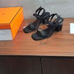 Hermes Women Ivresse 65 Sandal Black Leather 6.6 CM Heel - Bild 4