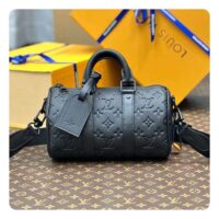 Louis Vuitton LV Unisex Keepall Bandoulière 25 Black Taurillon Monogram Embossed Cowhide Leather M20900 (8)