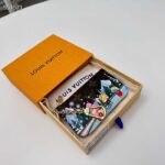 Louis Vuitton LV Unisex Key Pouch Pink Monogram Coated Canvas M82620 - Imagen 4