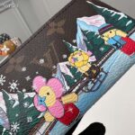 Louis Vuitton LV Unisex Key Pouch Pink Monogram Coated Canvas M82620 - Imagen 7