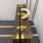 Louis Vuitton LV Unisex President Suitcase Monogram Canvas-Brown M53012 - Bild 5