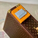 Louis Vuitton Unisex LV Charms Card Holder Olympe Blue Monogram Supple Cowhide Leather M83585 - Bild 4