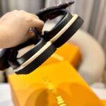 Louis Vuitton Unisex LV Flight Mode Pool Pillow Comfort Mule Cacao Brown Nylon 1ACTDU - Bild 9