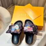 Louis Vuitton Unisex LV Flight Mode Pool Pillow Comfort Mule Cacao Brown Nylon 1ACTDU - Bild 2