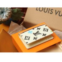 Louis Vuitton Unisex LV Pocket Organizer Vanilla Monogram Craggy Coated Canvas M83336 (1)