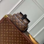Louis Vuitton Unisex LV Quest Messenger Monogram Macassar Coated Canvas Cowhide-Leather M46973 - Imagen 5