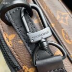 Louis Vuitton Unisex LV Quest Messenger Monogram Macassar Coated Canvas Cowhide-Leather M46973 - Imagen 7