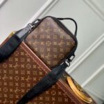 Louis Vuitton Unisex LV Quest Messenger Monogram Macassar Coated Canvas Cowhide-Leather M46973 - Imagen 4
