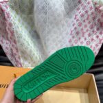 Louis Vuitton Unisex LV Trainer Sneaker Green Damier Calf Leather 1ACN5D - immagine 10