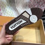 Louis Vuitton Unisex LV Trainer Sneaker White Monogram-Embossed Calf Leather 1ACR5K – Bild 10