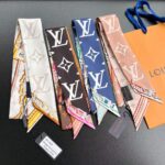 Louis Vuitton Unisex LV Ultimate Monogram BB Bandeau Dune Silk Inkjet Print M79588 - immagine 7