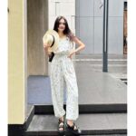 Louis Vuitton Women LV Floral Print Leather Strap Jumpsuit Silk Cotton White 1AFDYZ - Imagen 11