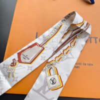 Louis Vuitton Women LV Ultimate Monogram Bandeau Beige Silk Inkjet Print M77777 (8)