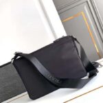 Prada Unisex Re-Nylon Bag Black Zipped Pocket Metal Hardware Zipper Closure - Bild 3