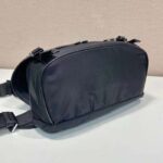 Prada Unisex Re-Nylon Saffiano Leather Shoulder Bag Black Fabric Flap Closure - immagine 4