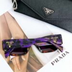 Prada Unisex Sunglasses Prada Logo 100% UVA / UVB Protection Standard Fit – Bild 3