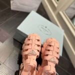 Prada Women Monolith Foam Rubber Sandals Enameled Metal Triangle Logo - Imagen 8