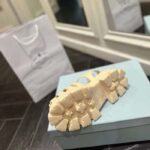 Prada Women Rubber Monolith Sandals Enameled Metal Triangle Logo Lug Tread - Imagen 10