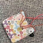 Chanel Women CC 22 Small Handbag Lace Patchwork Gold-Tone Metal Multicolor - immagine 4