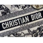 Dior CD Women Medium Lady D-Lite Bag Latte Black Toile De Jouy Zodiac Embroidery - Imagen 7