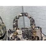 Dior CD Women Medium Lady D-Lite Bag Latte Black Toile De Jouy Zodiac Embroidery - Imagen 9