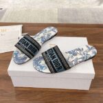 Dior Unisex CD Dway Slide Blue Multicolor Embroidered Cotton Toile De Jouy Mexico - Image 2