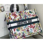 Dior Unisex Large Dior Book Tote White Multicolor Toile De Jouy Fantastica Embroidery - immagine 3