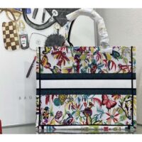 Dior Unisex Large Dior Book Tote White Multicolor Toile De Jouy Fantastica Embroidery (6)