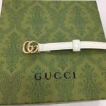 Gucci Unisex GG Thin Patent Double G Belt White Leather 1.3 CM Width - immagine 8