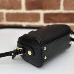 Gucci Women GG Super Mini Top Handle Bag Black GG Leather Zip Closure - Image 8