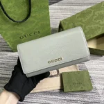 Portafoglio Continental unisex Gucci con scritta Gucci 7726380OP0N1440