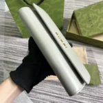 Portafoglio Continental unisex Gucci con scritta Gucci 7726380OP0N1440