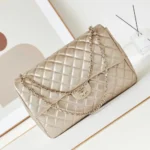 Chanel Damen Klassische Handtasche aus Lammleder-Gold