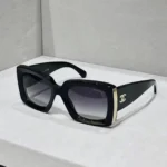 Occhiali da sole rettangolari da donna Chanel neri e oro A71377X08101S221653SOCCI