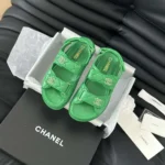 Sandales à bout ouvert Chanel pour femme en cuir de veau - Vert