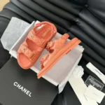 Sandales à bout ouvert Chanel pour femme en cuir de veau - Orange