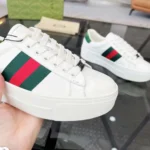 Gucci Unisex GG Ace Sneaker White Leather Green Red Web 'ACE' Metal Tag Rubber 4.5cm