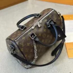 Louis Vuitton LV Unisex Keepall Bandoulière 25 Brun Belagd Canvas Kohud Läder