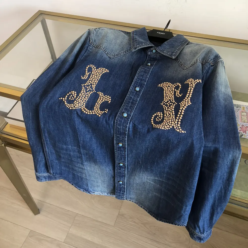Louis Vuitton Men Fitted Long-Sleeved Denim Shirt 1AFXL5